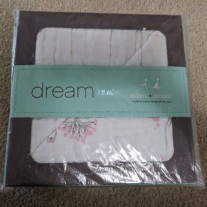 Aden + Anais Cotton Muslin Dream Blanket